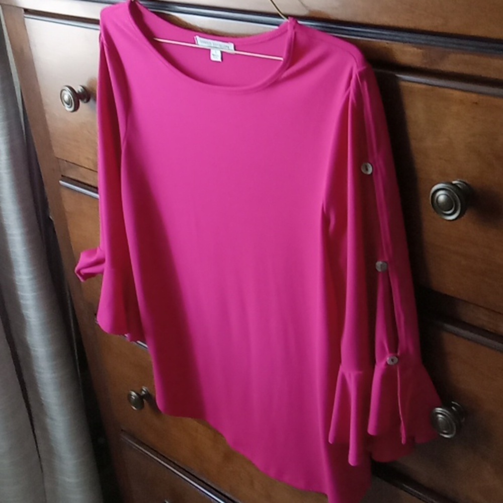 Pink top - Picture 2 of 3